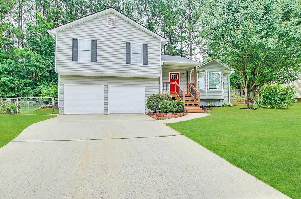 304 Ivy Brook Dr, Dallas, GA 30157
