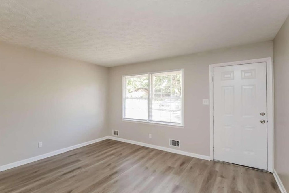 153 Wood Cir, Winder, GA 30680