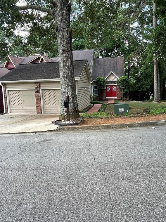 5035 Highland Hills Pkwy, Stone Mountain, GA 30088