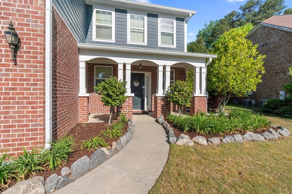 3450 Dalwood Dr, Suwanee, GA 30024