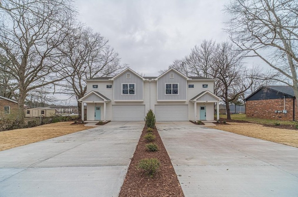 29 Richardson St, Winder, GA 30680-1925