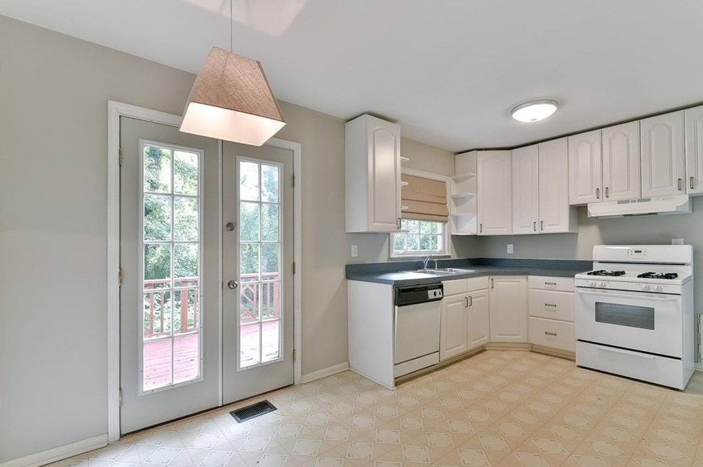 1091 Napier St Se, Atlanta, GA 30316