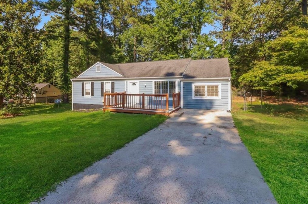 3052 Caliente Ln, Rex, GA 30273