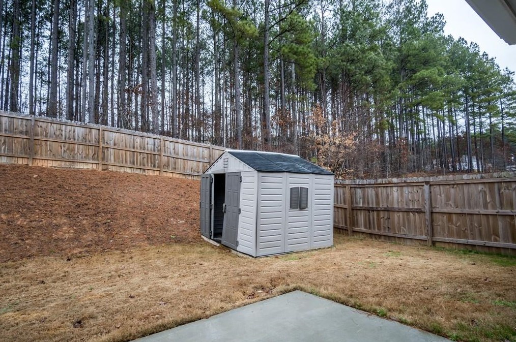 283 Moonlit Trl, Dallas GA 30132-7579 exterior