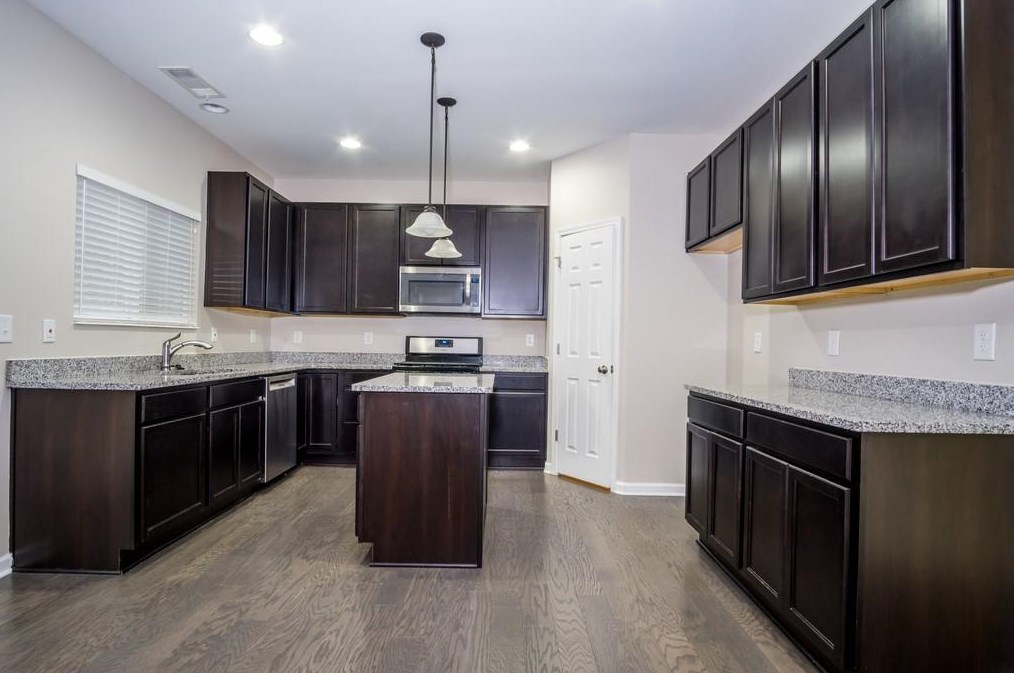 283 Moonlit Trl, Dallas GA 30132-7579 exterior