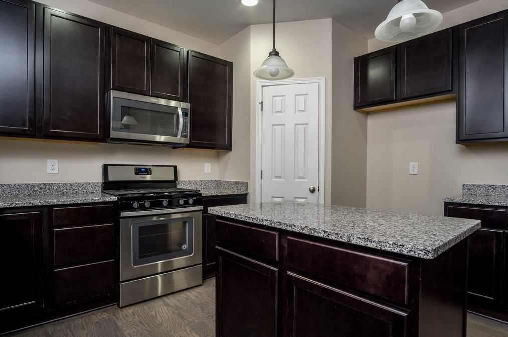 283 Moonlit Trl, Dallas GA 30132-7579 exterior