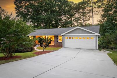 2840 Templar Knight Drive, Tucker, GA 30084 - Photo 1