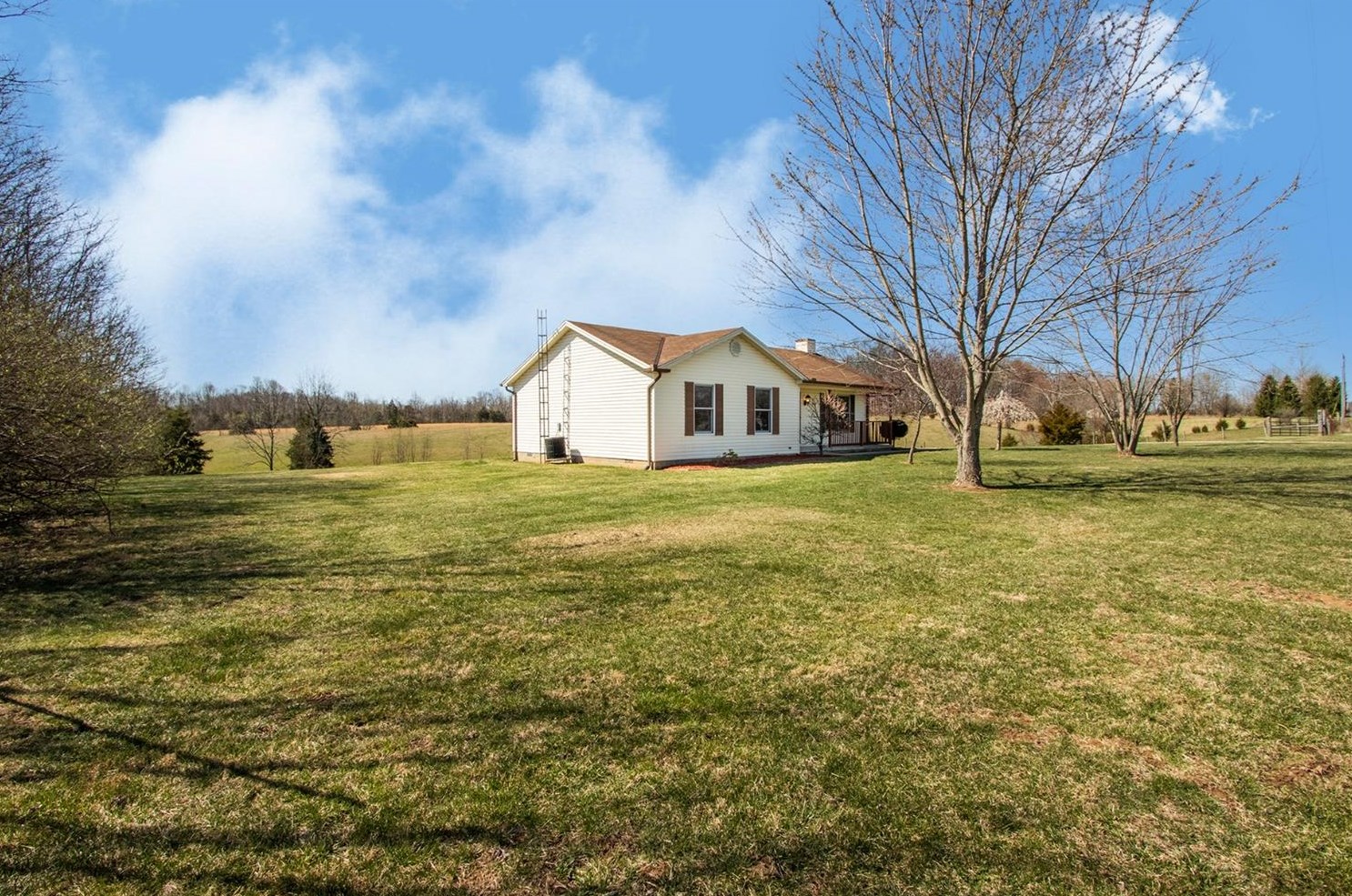 14316 Ireland Rd, Moores Hill, IN 47032-8901