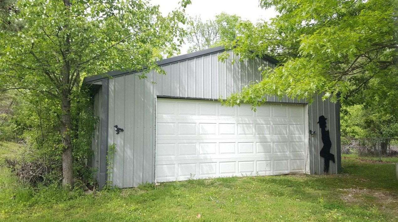 22031 Sleck Ln, Buena Vista, IN 47024-9665