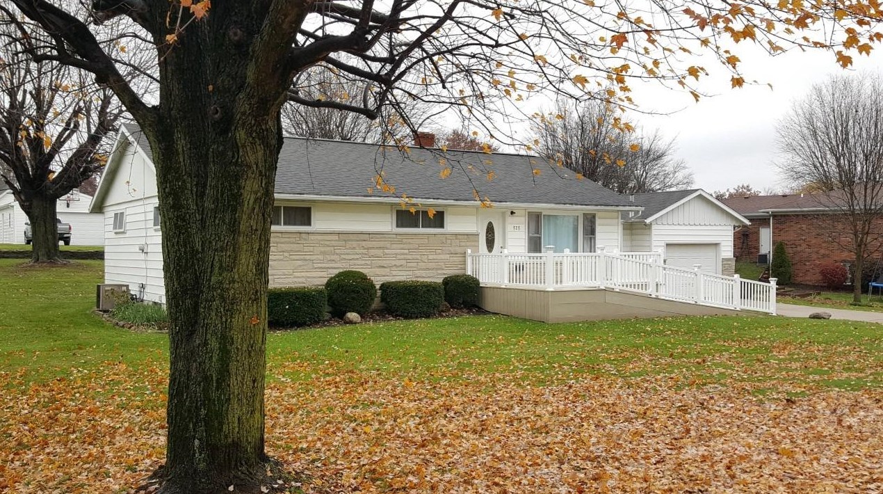 313 N Depot St, West Brook Acres, IN 47006