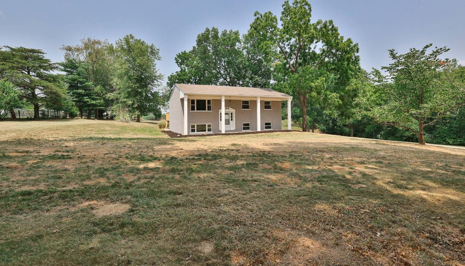 1001 Bay Rd, West Harrison, IN 47060
