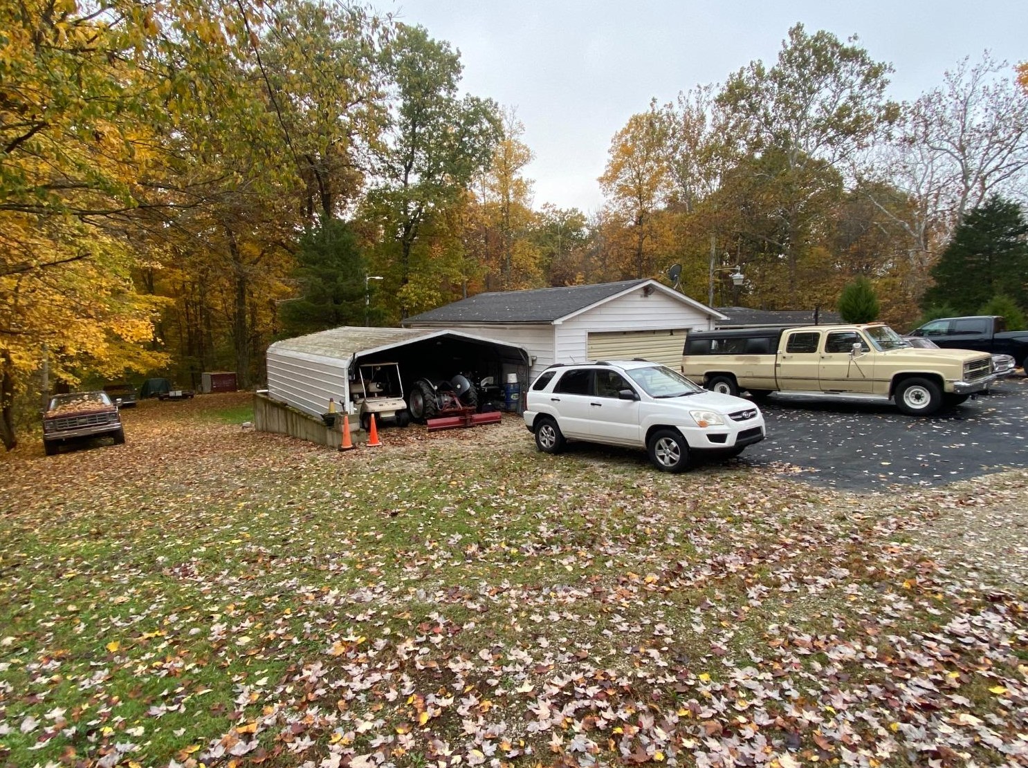17066 Mcguire Rdg Rd, Buena Vista IN  47024-9731 exterior