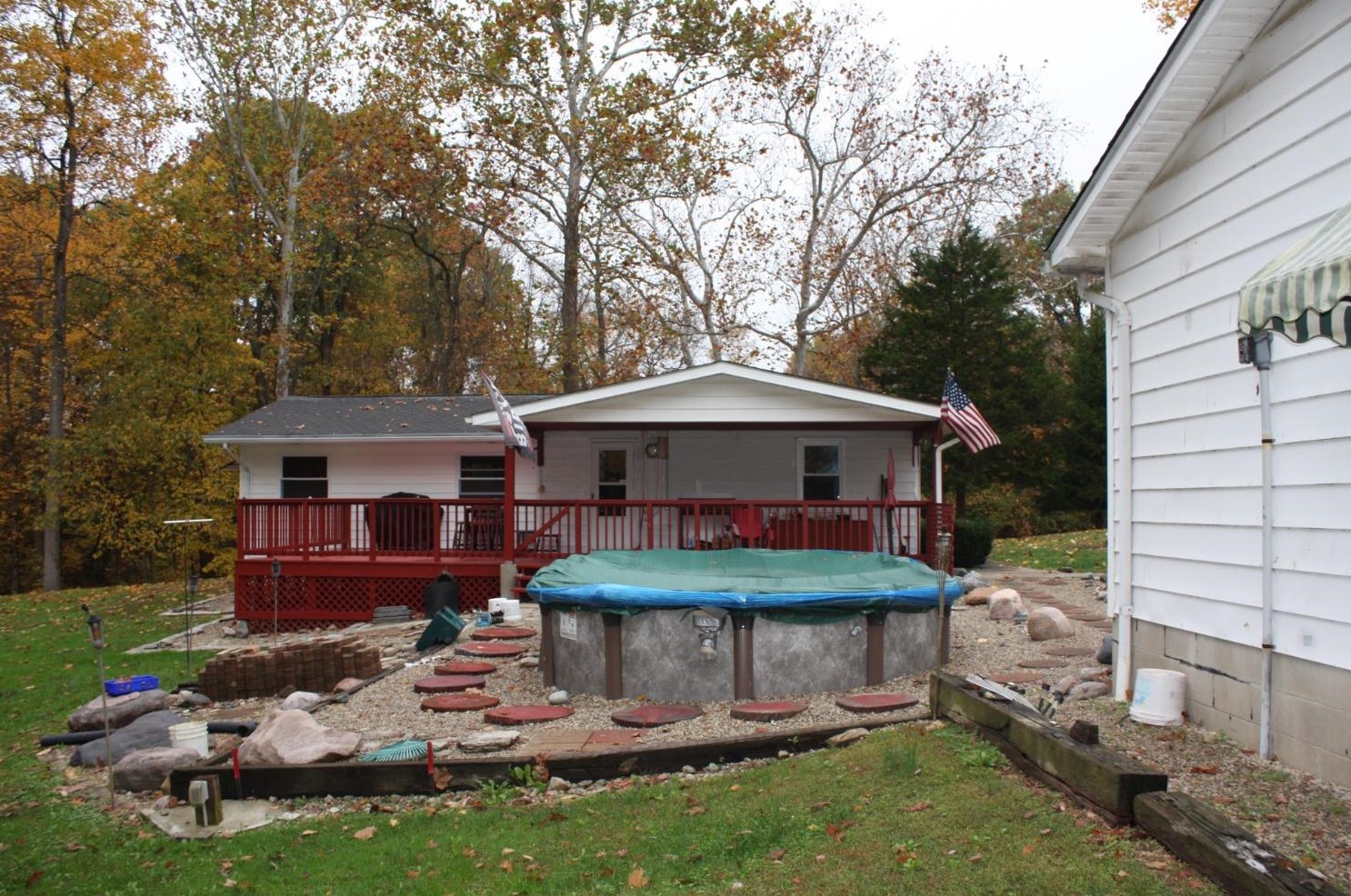 17066 Mcguire Rdg Rd, Buena Vista IN  47024-9731 exterior