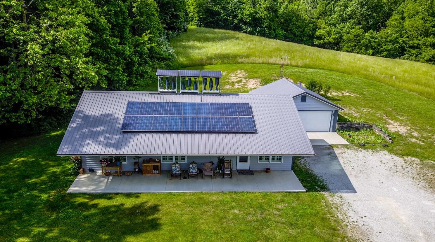 21137 Peters Rd, Peppertown, IN 47030-9613