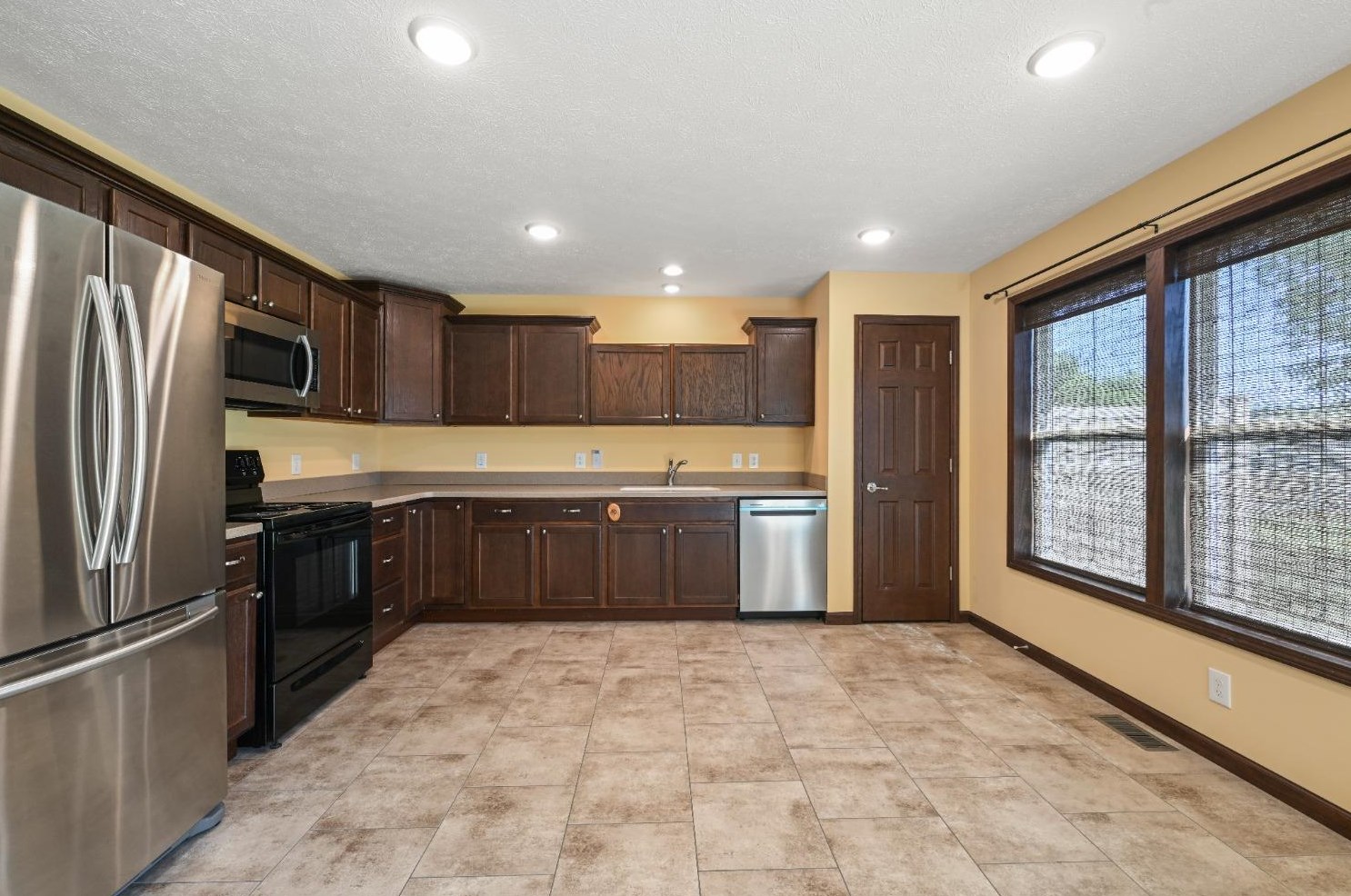 209 6th St, Rising Sun, IN 47040