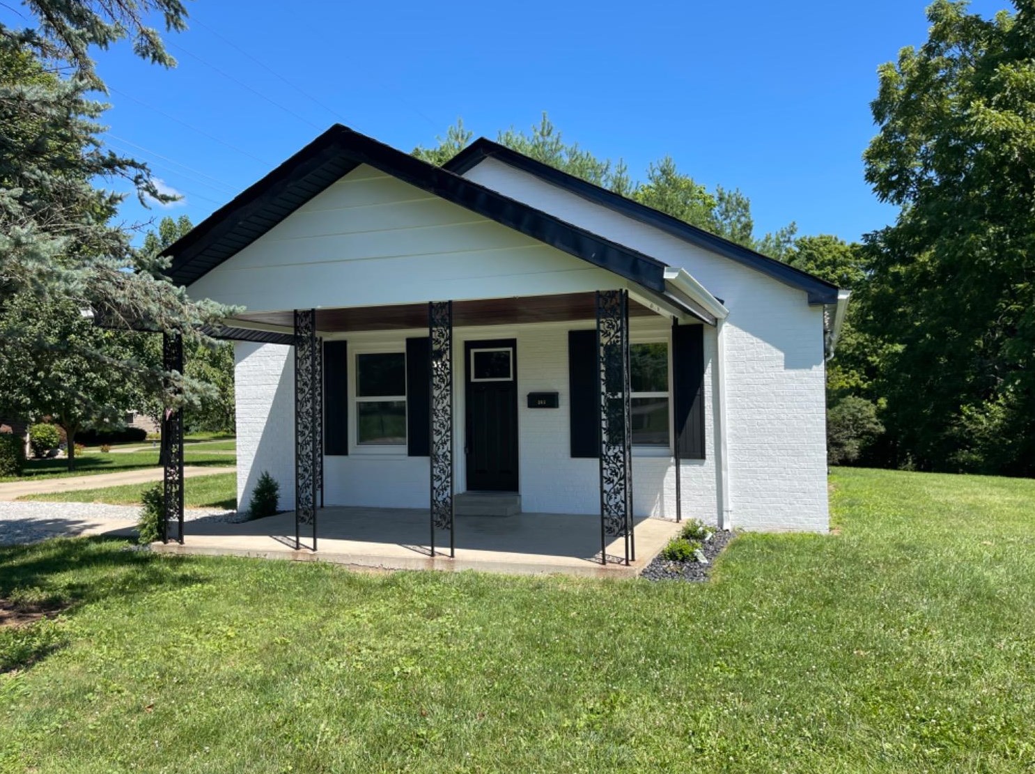 203 Columbia St, Liberty, IN 47353