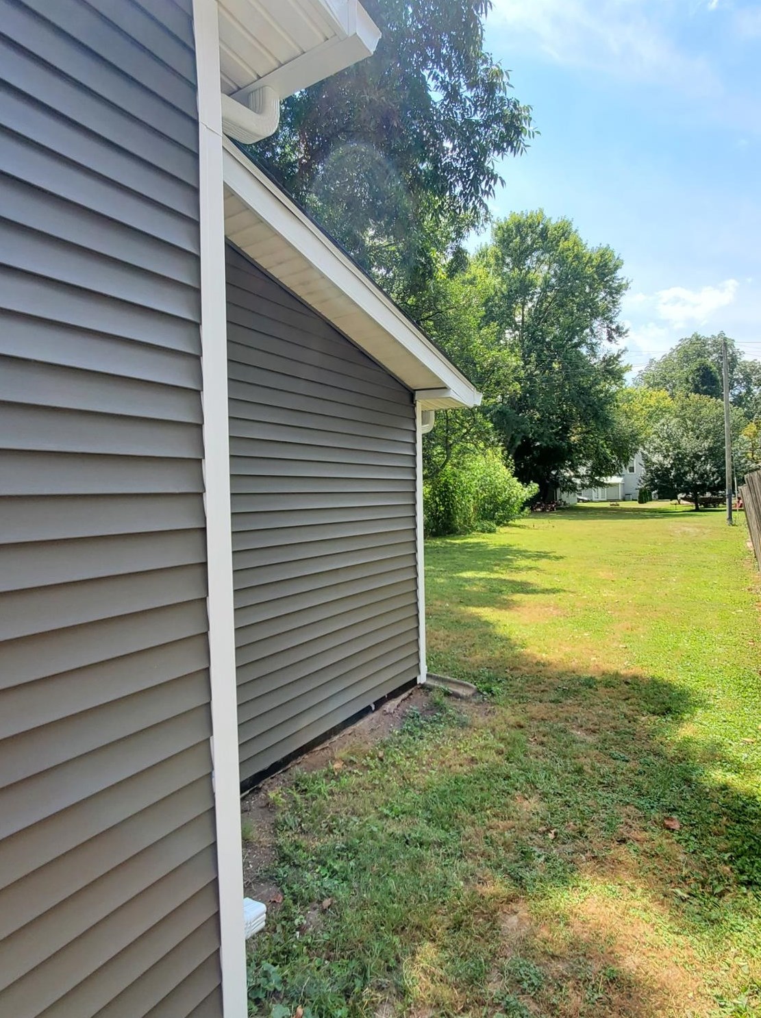 311 N Pearl St, Braytown, IN 47043
