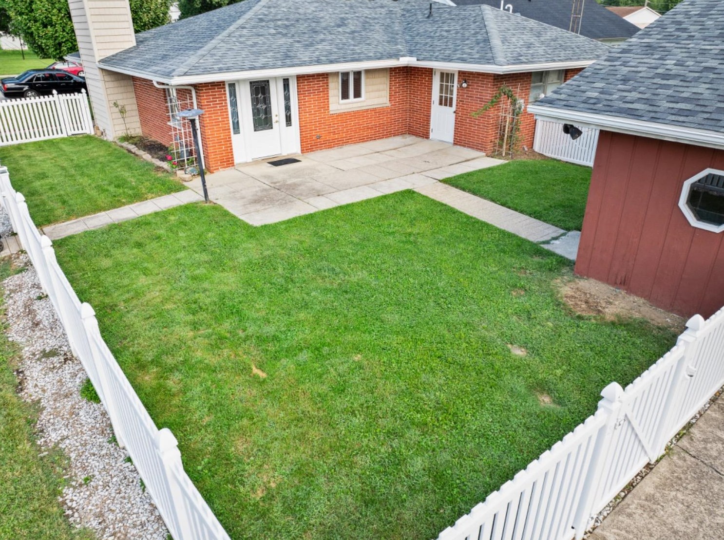 216 S Washington St, Versailles, IN 47042