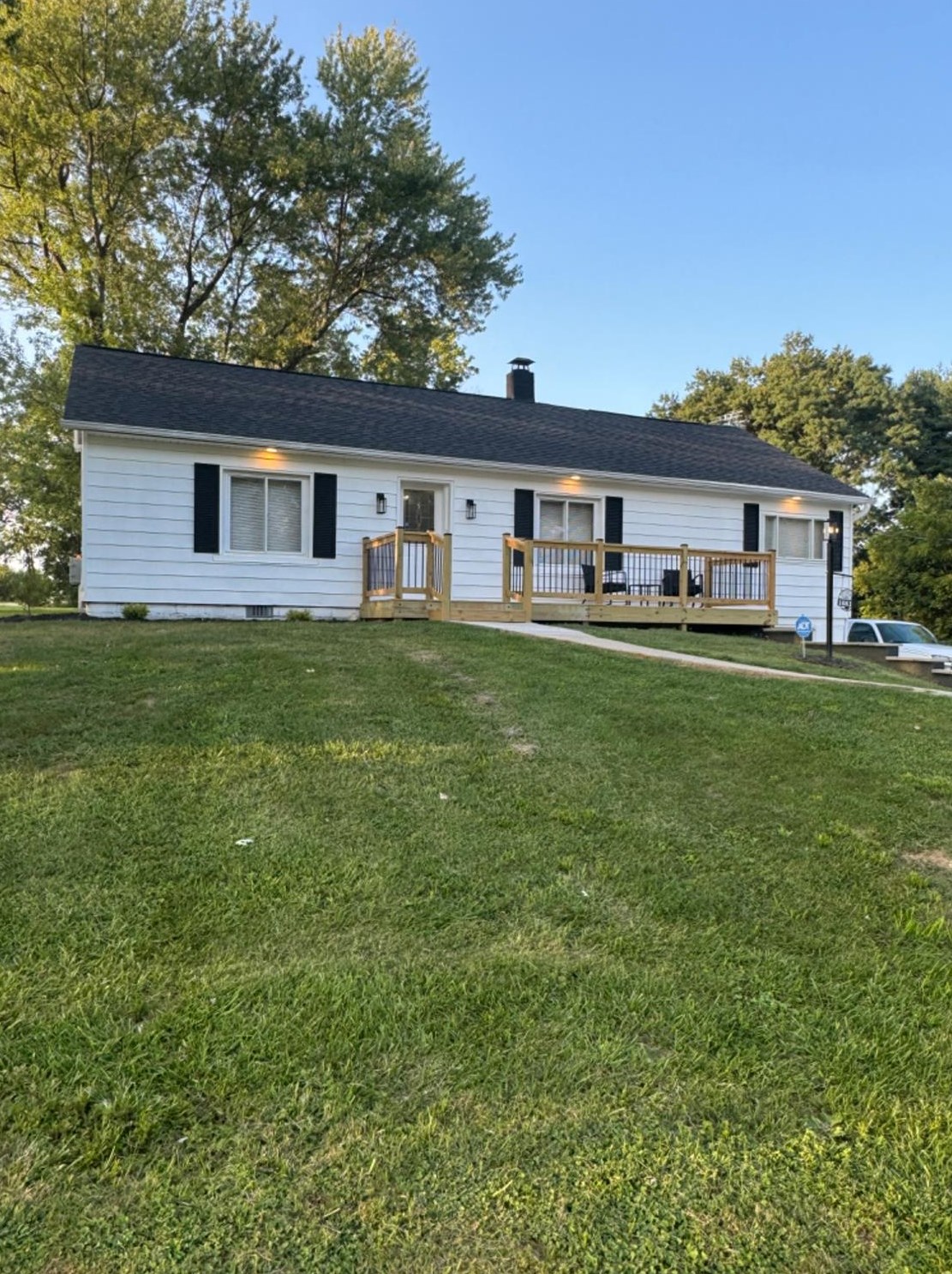 10812 Texas Gas Rd, Aurora, IN 47001