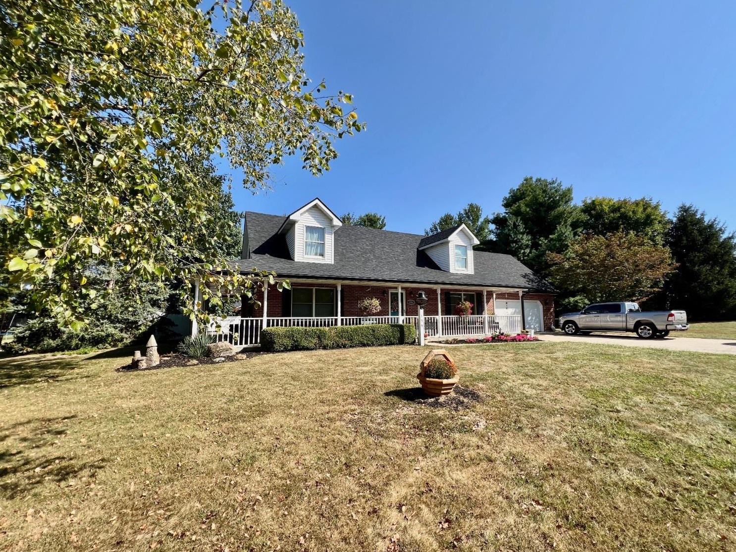 198 Harvest Ln, Versailles, IN 47042