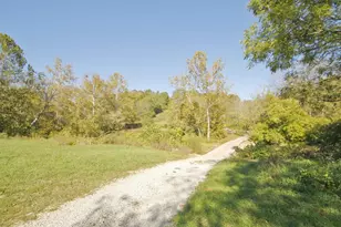 7717 N Hogan Rd, Aurora, IN 47001 - Photo 22