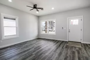 221 E 9th St, Connersville, IN 47331 - Photo 10