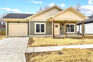 221 E 9th St, Connersville, IN 47331 - Photo 2