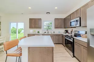 2310 N Liberty Lks Dr, Greensburg, IN 47240 - Photo 10