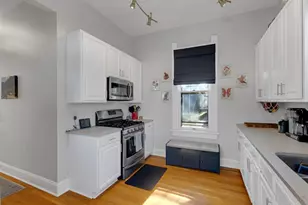 1002 N New Jersey St, Indianapolis, IN 46202 - Photo 24