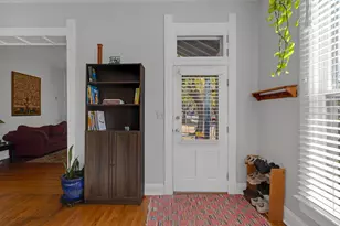 1002 N New Jersey St, Indianapolis, IN 46202 - Photo 6