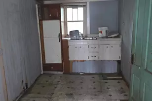 306 E Pike St, Vevay, IN 47043 - Photo 8