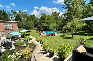 6135 Martha Dr N, Aurora, IN 47001 - Photo 12