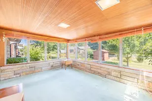 952 Miller Ave, Lawrenceburg, IN 47025 - Photo 32