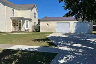 421 E 5th St, Brookville, IN 47012 - Photo 6