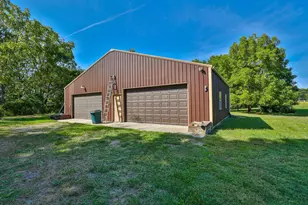 2352 Banberry Ct, Lawrenceburg, IN 47025 - Photo 44