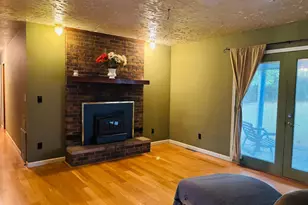 875 W Malone Dr, Connersville, IN 47331 - Photo 8
