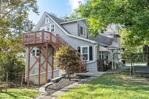 580 Indiana Ave, Aurora, IN 47001 - Photo 4