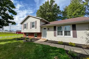 23 Terrance Dr, Batesville, IN 47006 - Photo 2