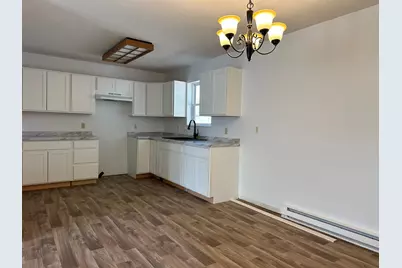 1015 Beech St, Connersville, IN 47331 - Photo 2