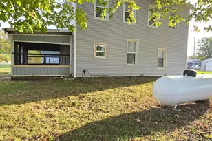 182 Cass St, Laurel, IN 47024 - Photo 4