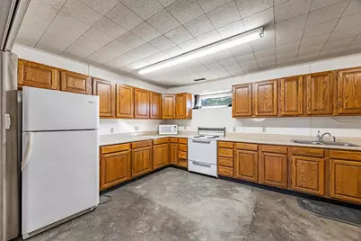 8402 E County Rd 200 S, New Point, IN 47263 - Photo 40