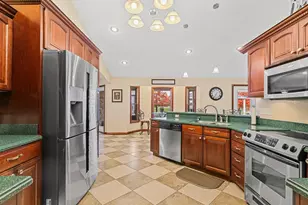 7904 S Sr 129 S, Versailles, IN 47042 - Photo 8