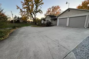 12459 North St, Dillsboro, IN 47018 - Photo 36