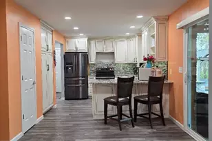 18080 E Sr 46, Hope, IN 47246 - Photo 8