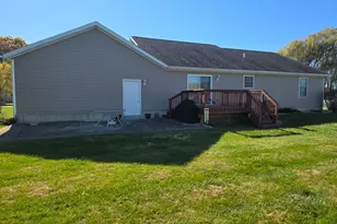 8127 Walleye Dr, Brookville, IN 47012 - Photo 4