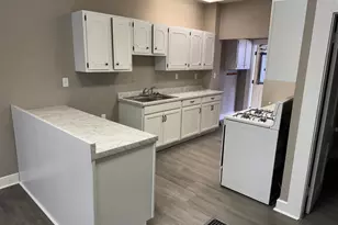 339 E Washington St, Greensburg, IN 47240 - Photo 10