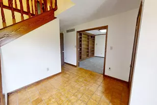 80 Hillcrest Estates Dr, Batesville, IN 47006 - Photo 2