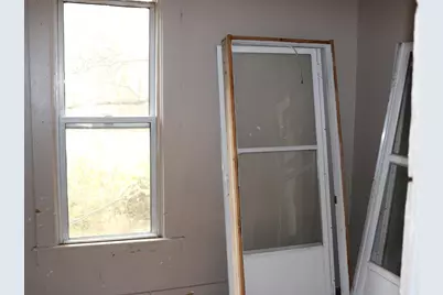 110 W Conwell Street, Aurora, IN 47001 - Photo 8