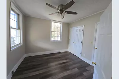 221 E High Street, Lawrenceburg, IN 47025 - Photo 8