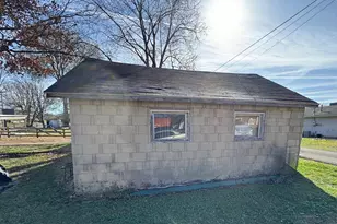 127 E Baltimore St, Laurel, IN 47024 - Photo 4